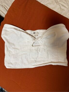 5 for $40!
Billabong White Smocked Tube Top